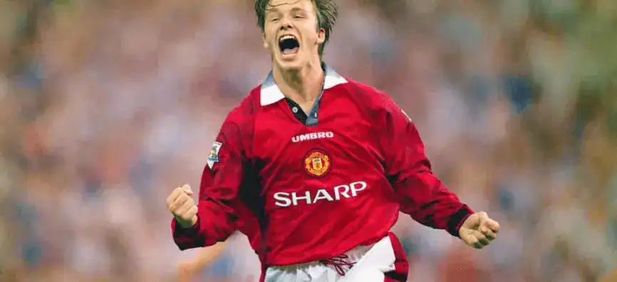 Manchester United voetbalshirt met Sharp als shirtsponsor