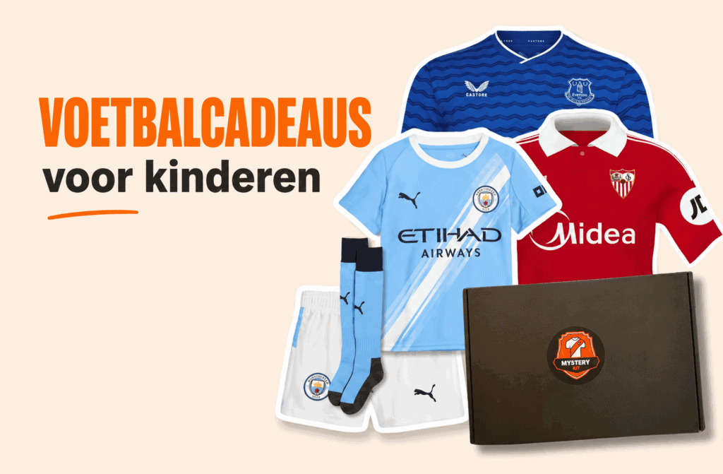 Voetbalcadeaus voor kinderen met officiële voetbalshirts, een compleet tenue en een Mystery Kit Kids Box