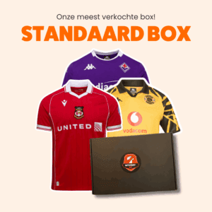 Origineel voetbalshirt van een willekeurige club, geleverd in de Standaard Mystery Box van Mystery Kit.